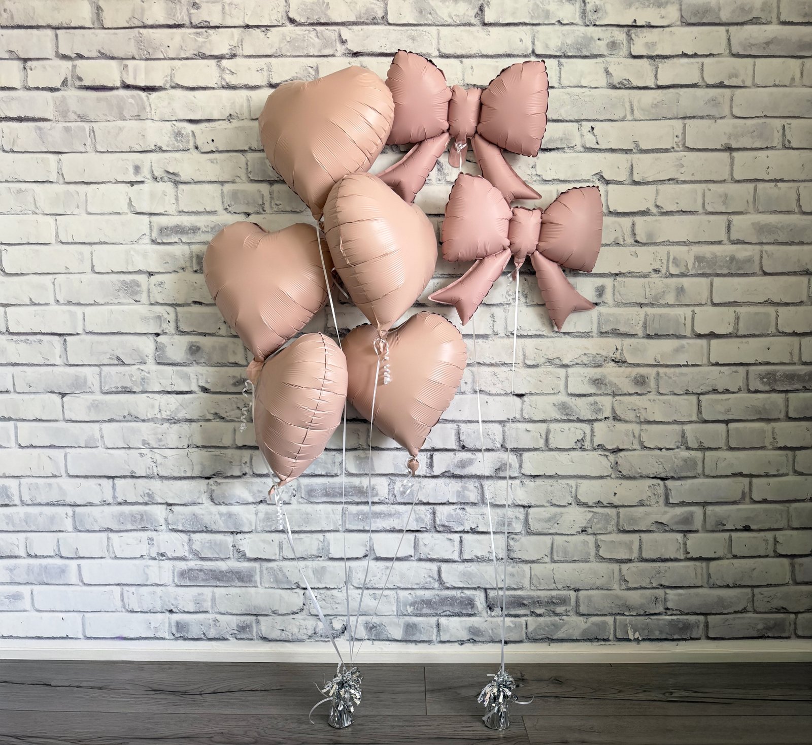 pink-heart-balloon-bouquet pink-heart-balloon-bouquet